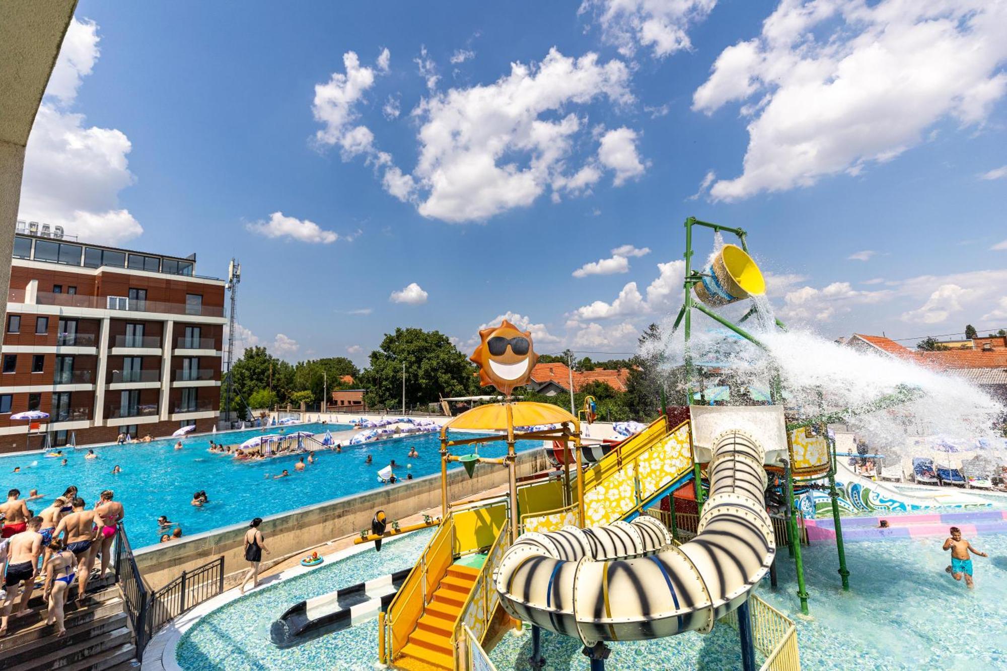 Garni Hotel Hollywoodland Wellness & Aquapark Beograd Eksteriør bilde