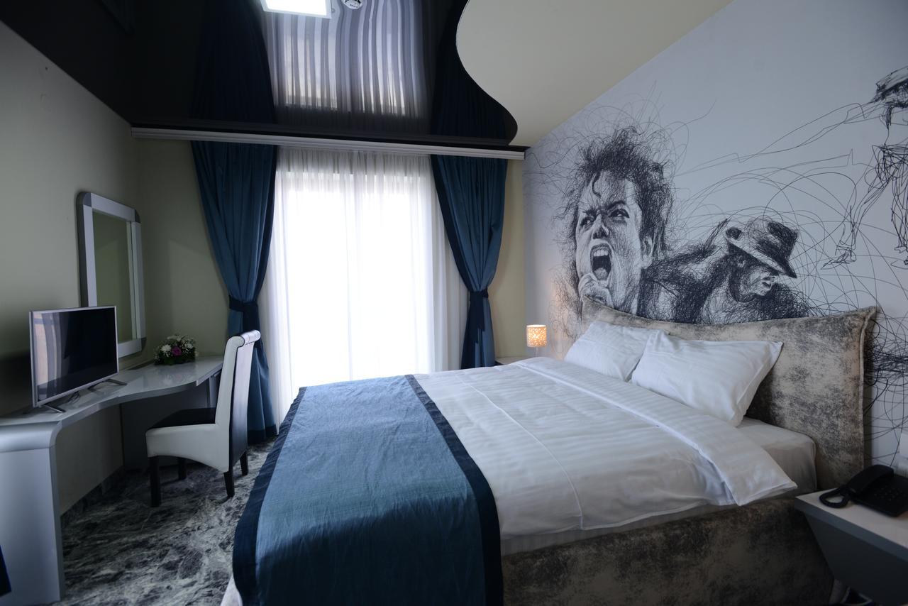 Garni Hotel Hollywoodland Wellness & Aquapark Beograd Eksteriør bilde