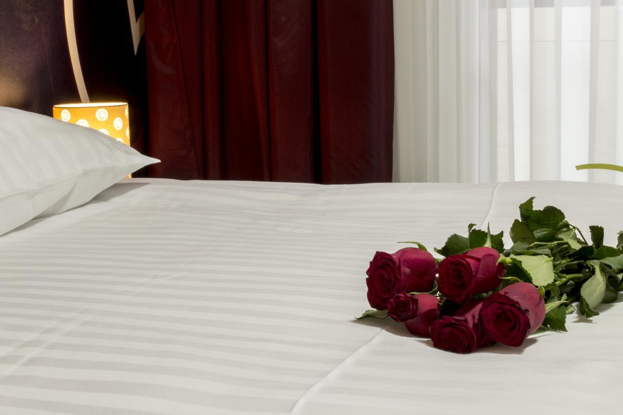 Garni Hotel Hollywoodland Wellness & Aquapark Beograd Eksteriør bilde