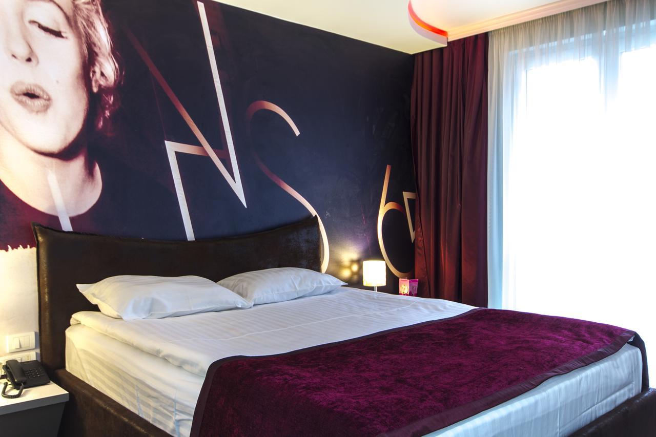 Garni Hotel Hollywoodland Wellness & Aquapark Beograd Eksteriør bilde